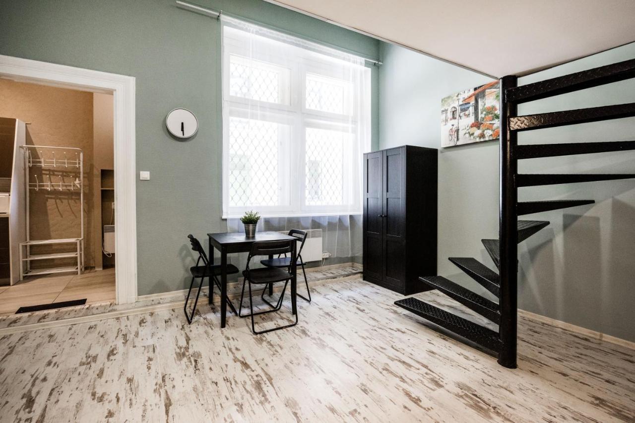 Hungarian Rebelian With Ac Apartman Budapest Kültér fotó