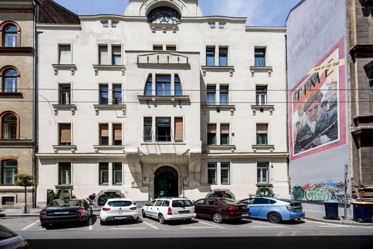 Hungarian Rebelian With Ac Apartman Budapest Kültér fotó